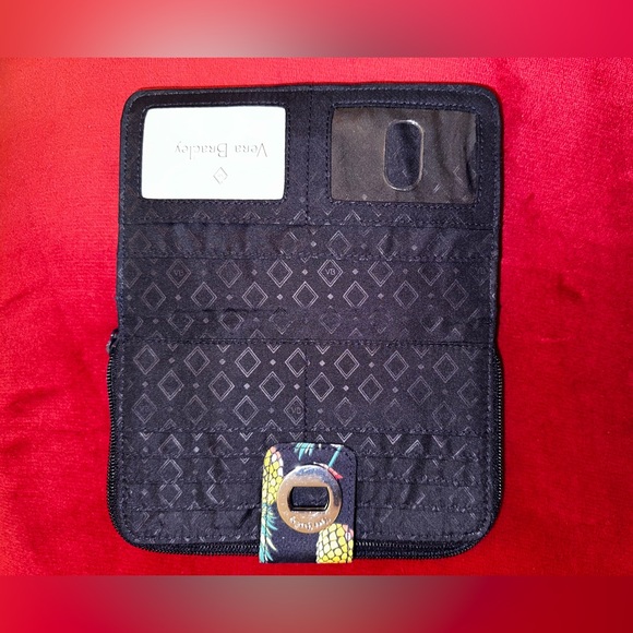 NWT Vera Bradley RFID Turnlock Wallet Toucan Party Pineapple Quilted Cotton - Picture 2 of 4